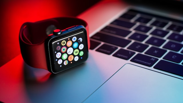 Patente aponta para relógios Apple Watch com braceletes inovadoras